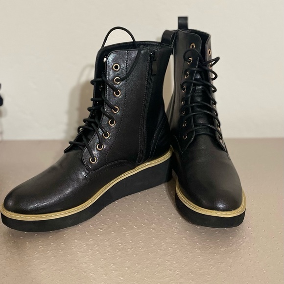 Olivia Miller black lace up boots size 9 - Picture 4 of 5